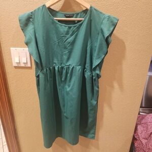 Womens green, perfect for the holidays, sz Lshein, NWOT